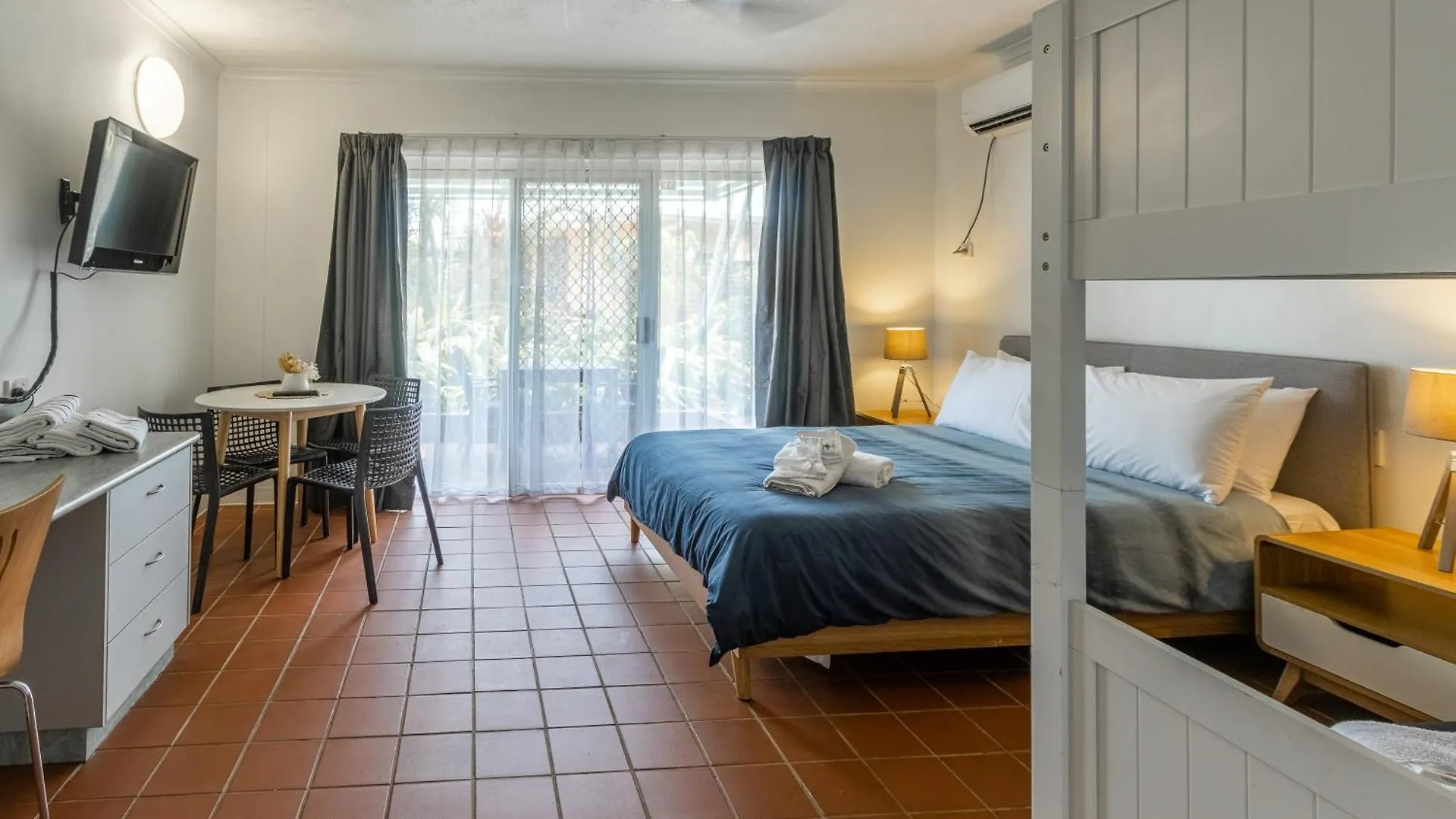 Apartment Whitsunstays - The Resort By The Sea Mackay